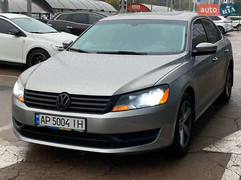 Седан Volkswagen Passat 2013 в Киеве фото 3 Седан Volkswagen Passat 2013 в Киеве