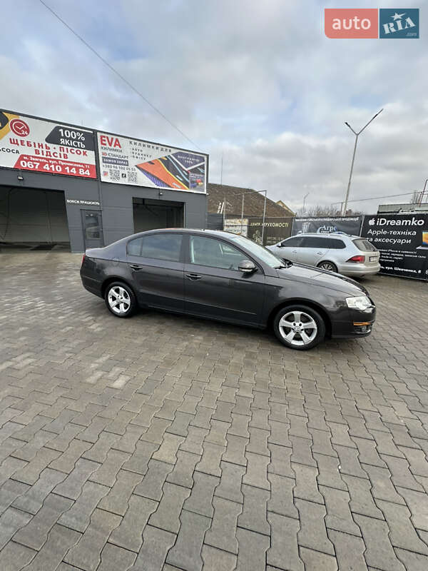 Седан Volkswagen Passat 2008 в Звягеле фото 9 Седан Volkswagen Passat 2008 в Звягеле