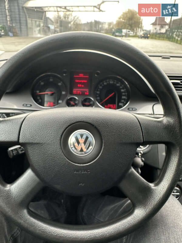 Седан Volkswagen Passat 2008 в Звягеле фото 43 Седан Volkswagen Passat 2008 в Звягеле