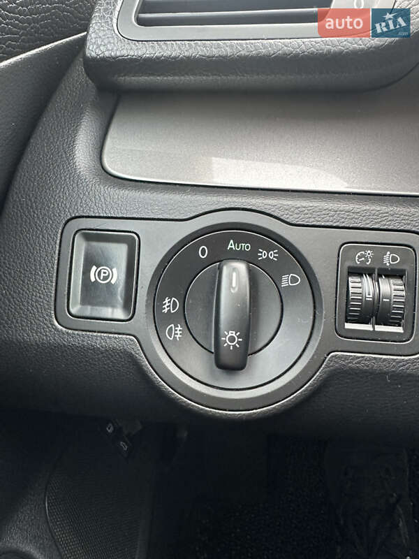 Седан Volkswagen Passat 2008 в Звягеле фото 56 Седан Volkswagen Passat 2008 в Звягеле