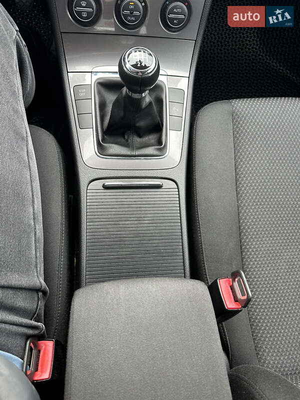 Седан Volkswagen Passat 2008 в Звягеле фото 98 Седан Volkswagen Passat 2008 в Звягеле