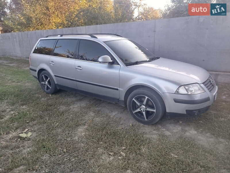 Универсал Volkswagen Passat 2005 в Корсуне-Шевченковском