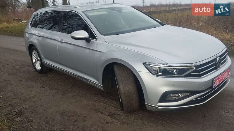 Універсал Volkswagen Passat 2021 в Кам'янці-Бузькій