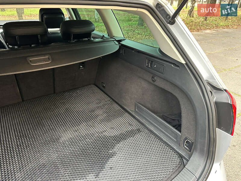 Универсал Volkswagen Passat 2015 в Киеве