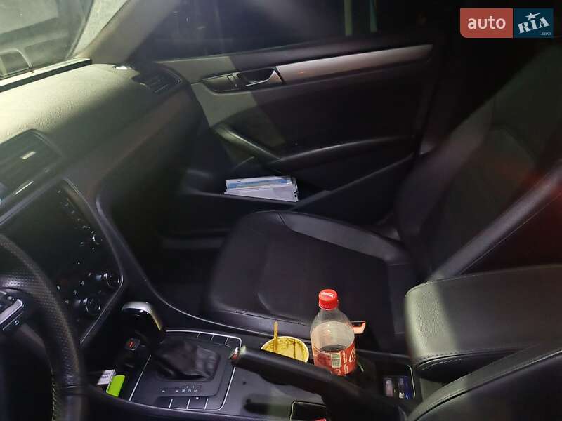 Седан Volkswagen Passat 2012 в Львове фото 9 Седан Volkswagen Passat 2012 в Львове