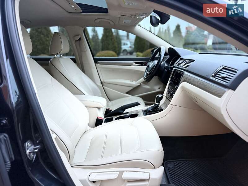 Седан Volkswagen Passat 2017 в Стрые