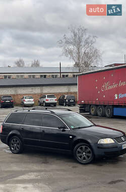 Универсал Volkswagen Passat 2003 в Звягеле
