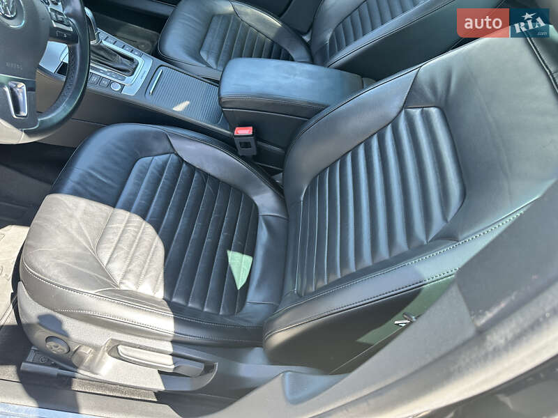 Универсал Volkswagen Passat 2014 в Ивано-Франковске