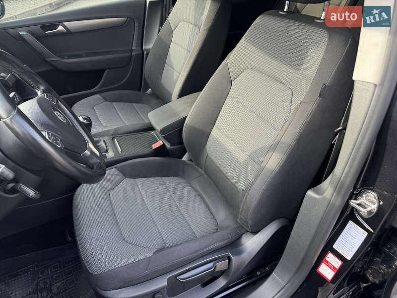 Универсал Volkswagen Passat 2013 в Виннице