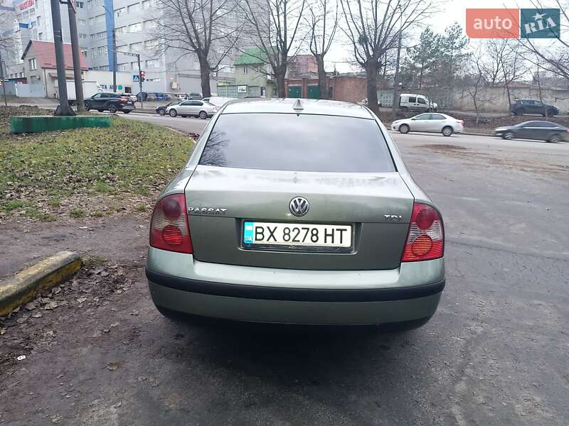 Седан Volkswagen Passat 2003 в Хмельницком