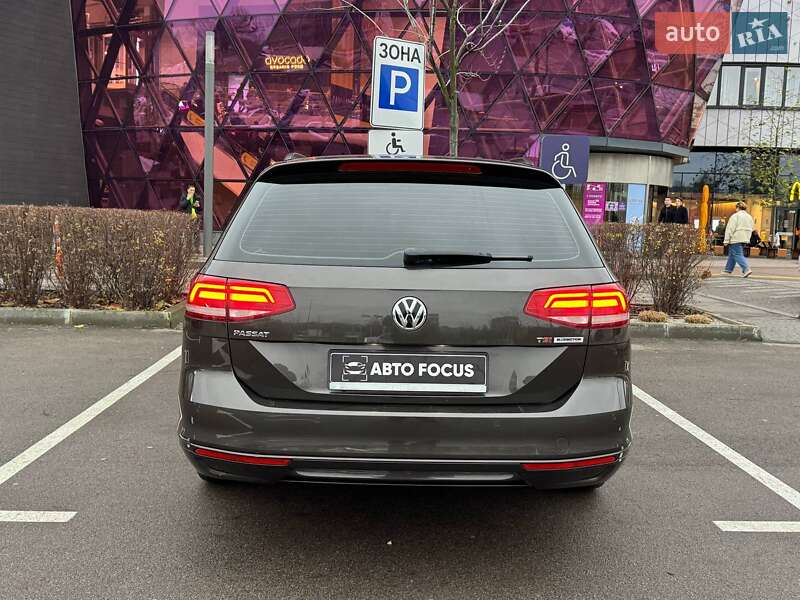 Универсал Volkswagen Passat 2017 в Киеве