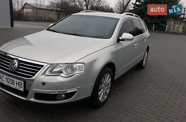 Універсал Volkswagen Passat 2009 в Вінниці