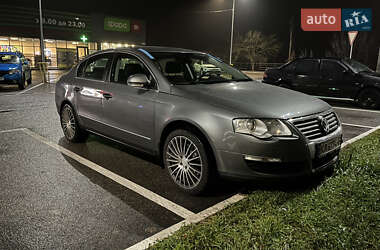 Седан Volkswagen Passat 2005 в Броварах