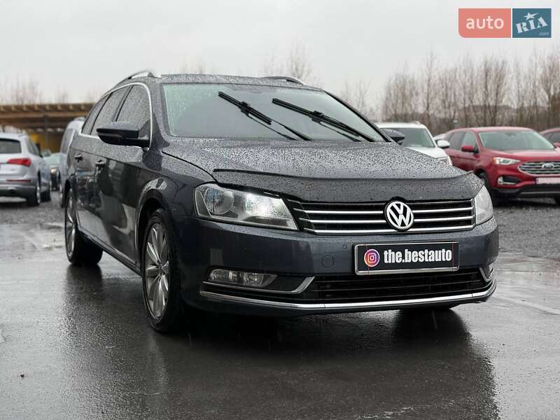 Универсал Volkswagen Passat 2012 в Ровно