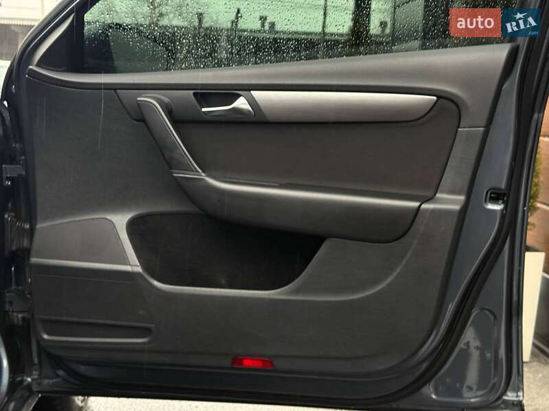 Универсал Volkswagen Passat 2012 в Ровно