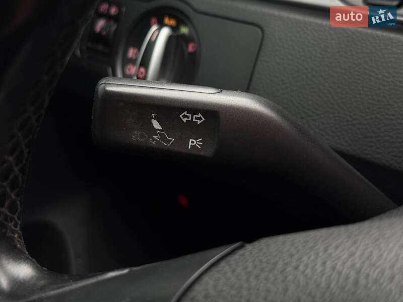 Универсал Volkswagen Passat 2012 в Ровно