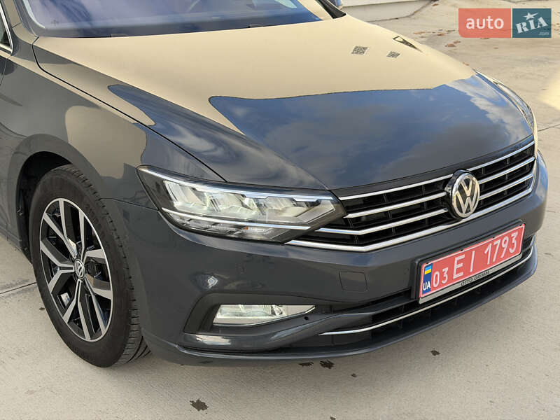 Универсал Volkswagen Passat 2020 в Луцке