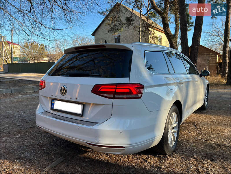 Универсал Volkswagen Passat 2016 в Броварах