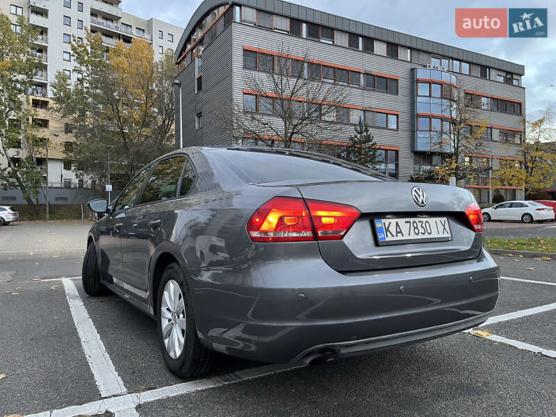 Седан Volkswagen Passat 2012 в Хмельницком