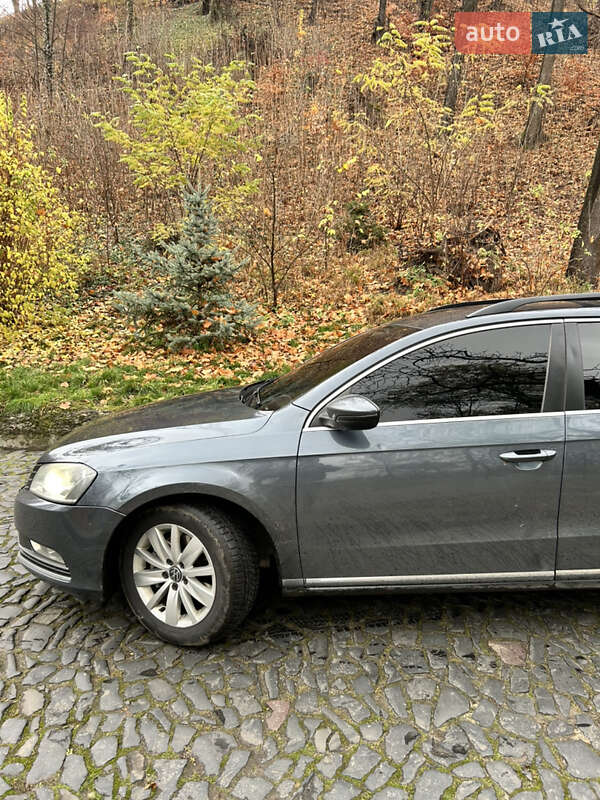 Универсал Volkswagen Passat 2011 в Львове