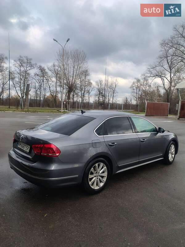 Седан Volkswagen Passat 2012 в Бердичеве