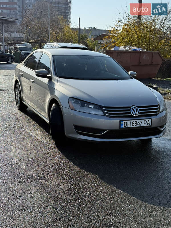 Седан Volkswagen Passat 2012 в Измаиле