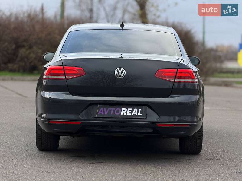 Седан Volkswagen Passat 2015 в Кривом Роге