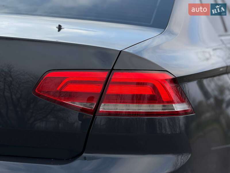 Седан Volkswagen Passat 2015 в Кривом Роге