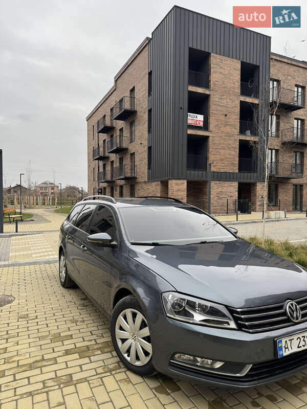 Универсал Volkswagen Passat 2013 в Ивано-Франковске