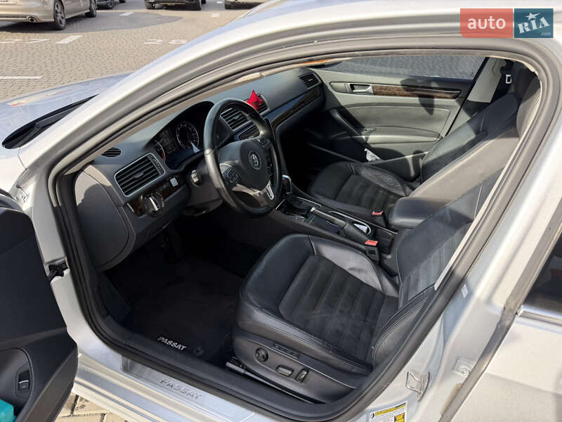 Седан Volkswagen Passat 2014 в Одессе