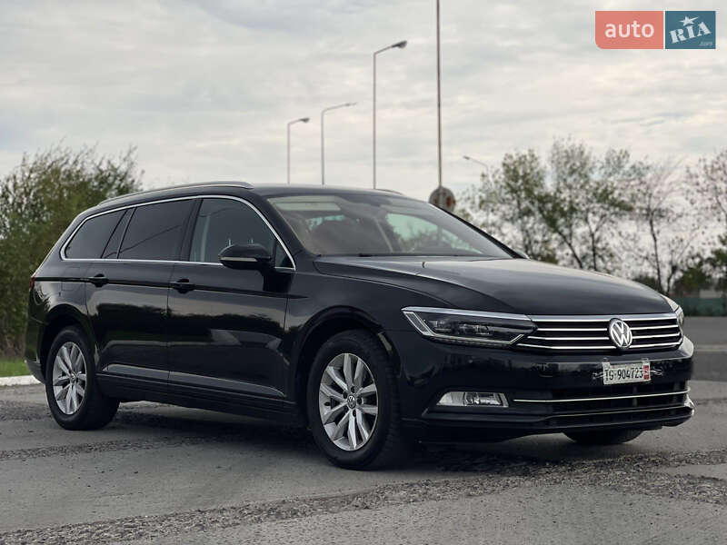 Універсал Volkswagen Passat 2017 в Ужгороді