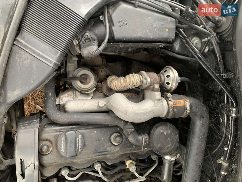 Универсал Volkswagen Passat 1998 в Заречном