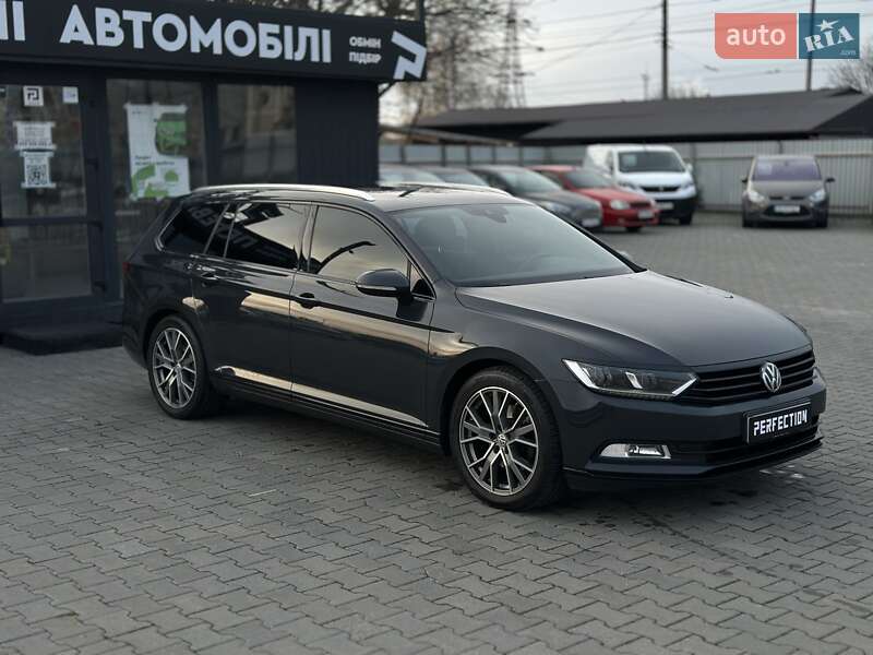 Универсал Volkswagen Passat 2015 в Черновцах
