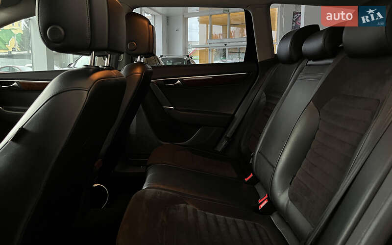 Универсал Volkswagen Passat 2011 в Шептицькому