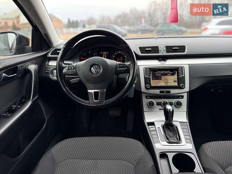 Универсал Volkswagen Passat 2012 в Коломые