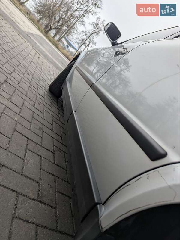 Седан Volkswagen Passat 2002 в Полтаве