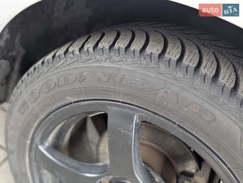 Седан Volkswagen Passat 2002 в Полтаве