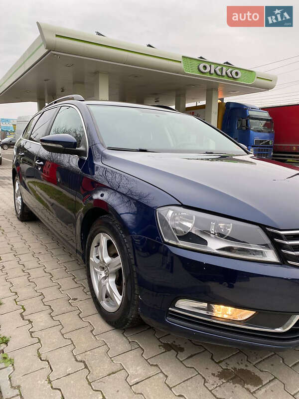 Универсал Volkswagen Passat 2013 в Черновцах