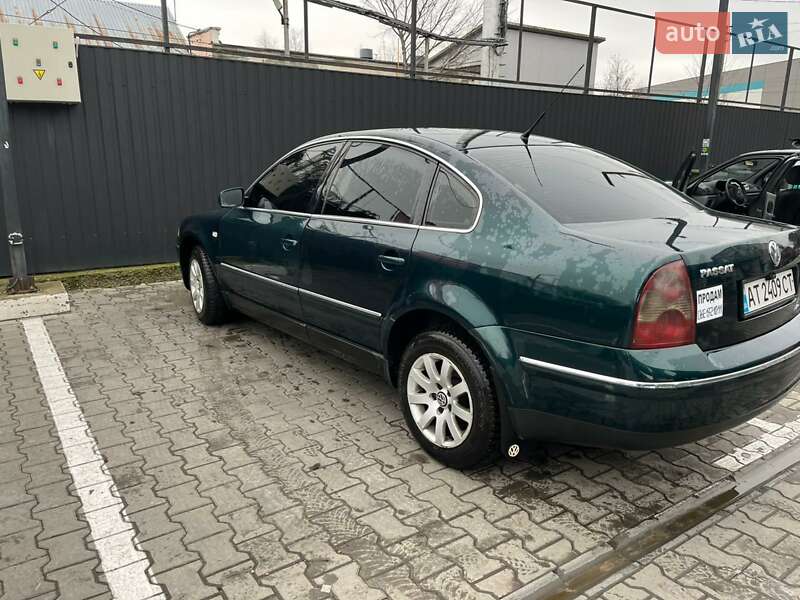 Седан Volkswagen Passat 2001 в Вишневом