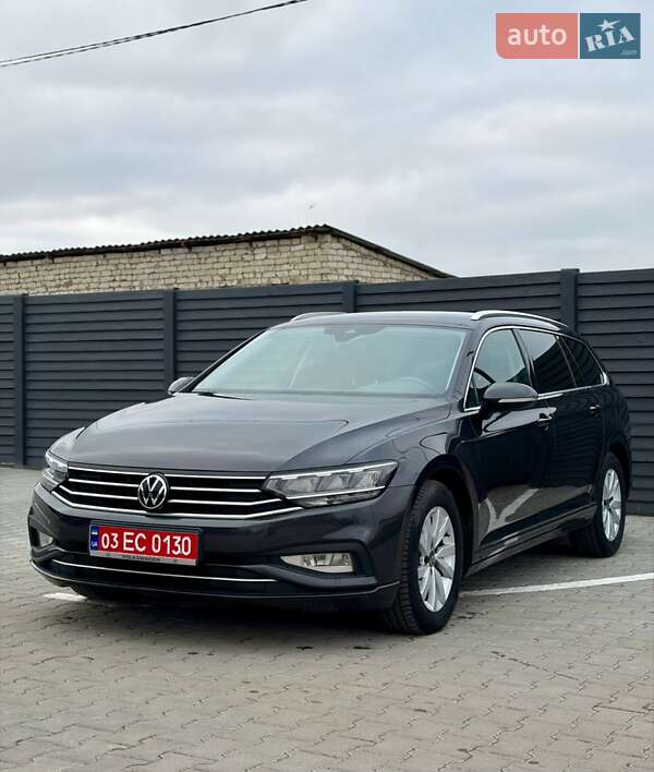 Универсал Volkswagen Passat 2020 в Дубно