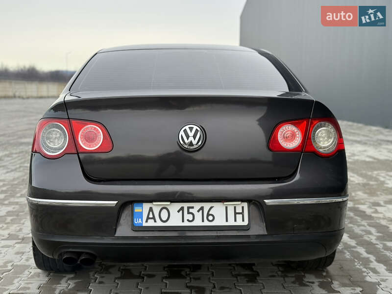 Седан Volkswagen Passat 2006 в Мукачево