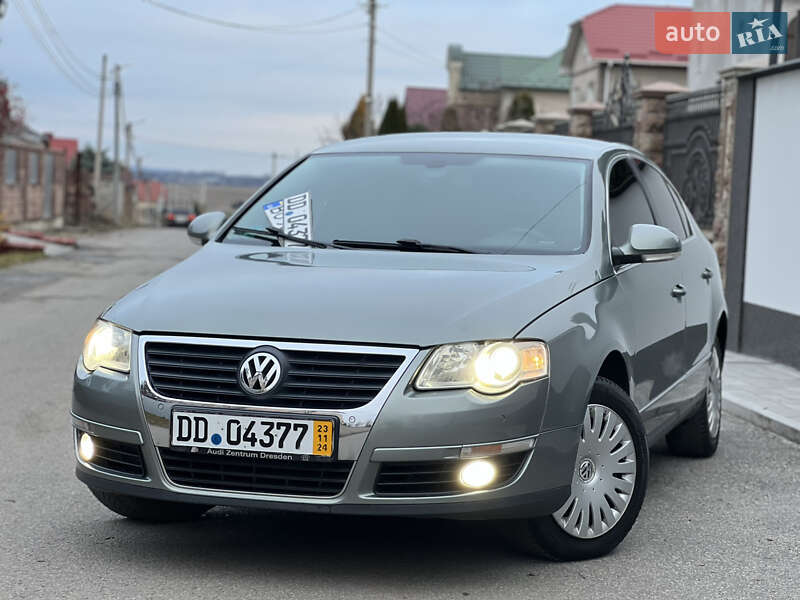 Седан Volkswagen Passat 2006 в Тернополе