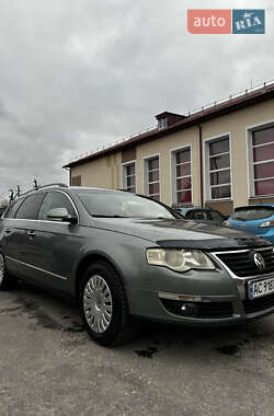 Універсал Volkswagen Passat 2005 в Любешові