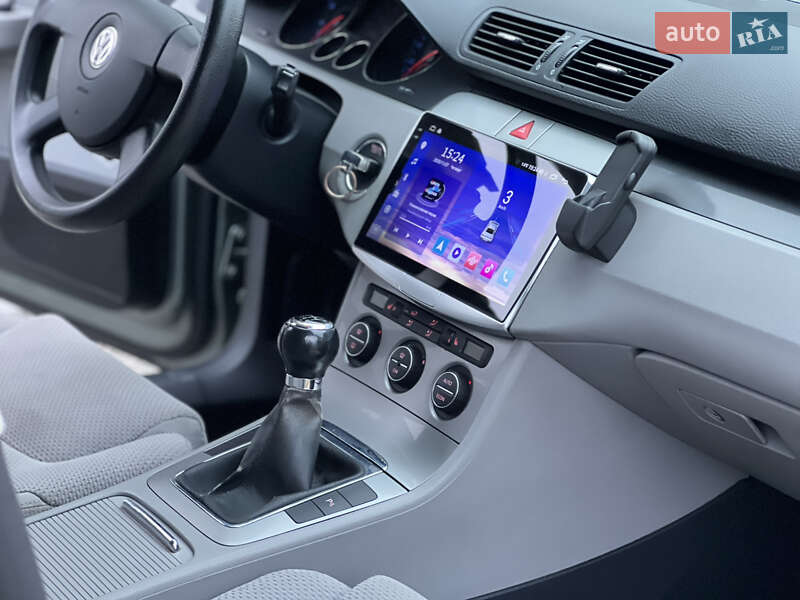 Седан Volkswagen Passat 2006 в Тернополе