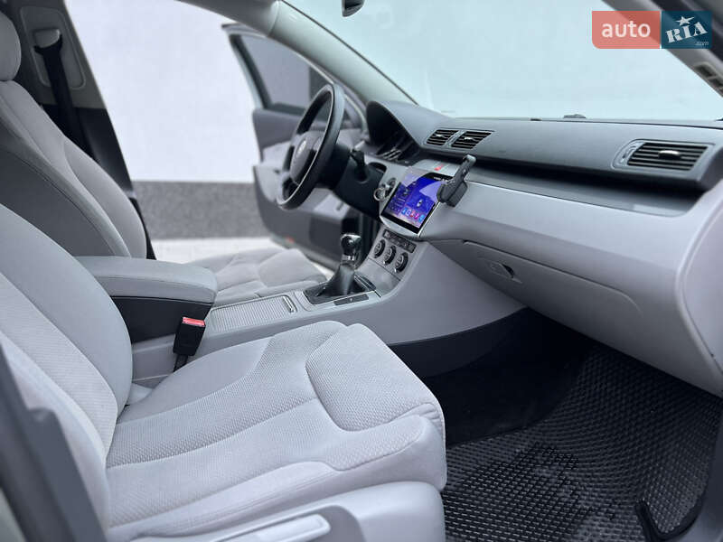 Седан Volkswagen Passat 2006 в Тернополе