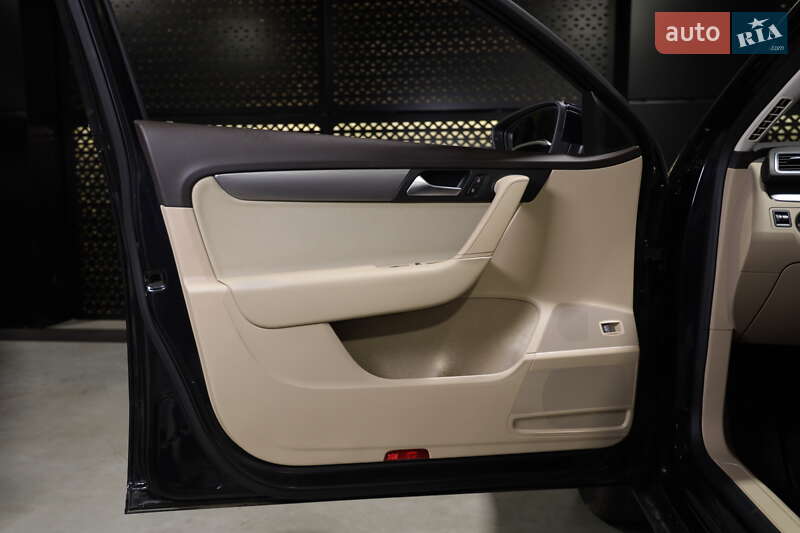 Универсал Volkswagen Passat 2013 в Луцке