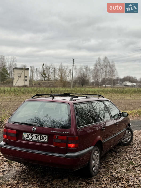 Универсал Volkswagen Passat 1994 в Заречном