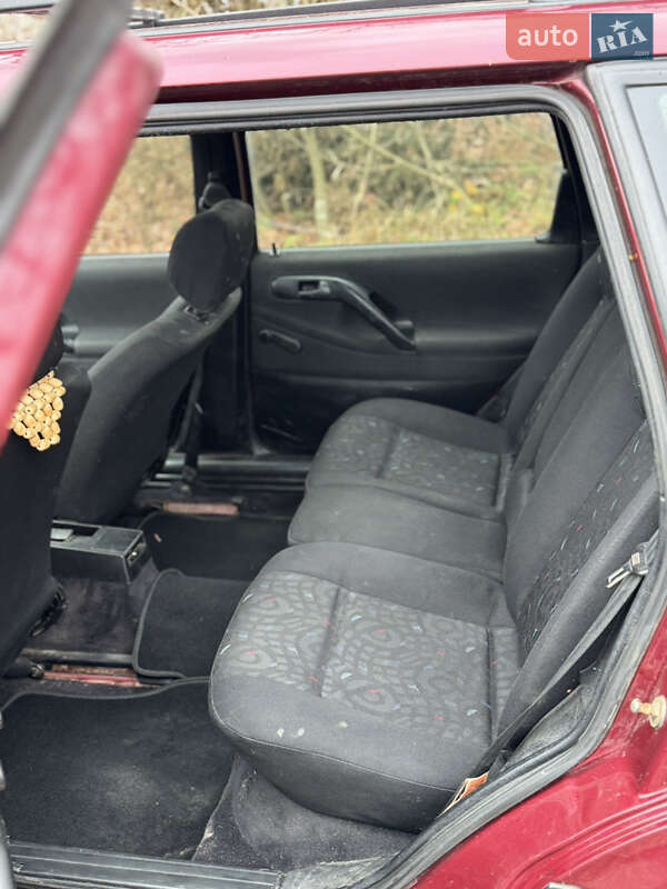 Универсал Volkswagen Passat 1994 в Заречном