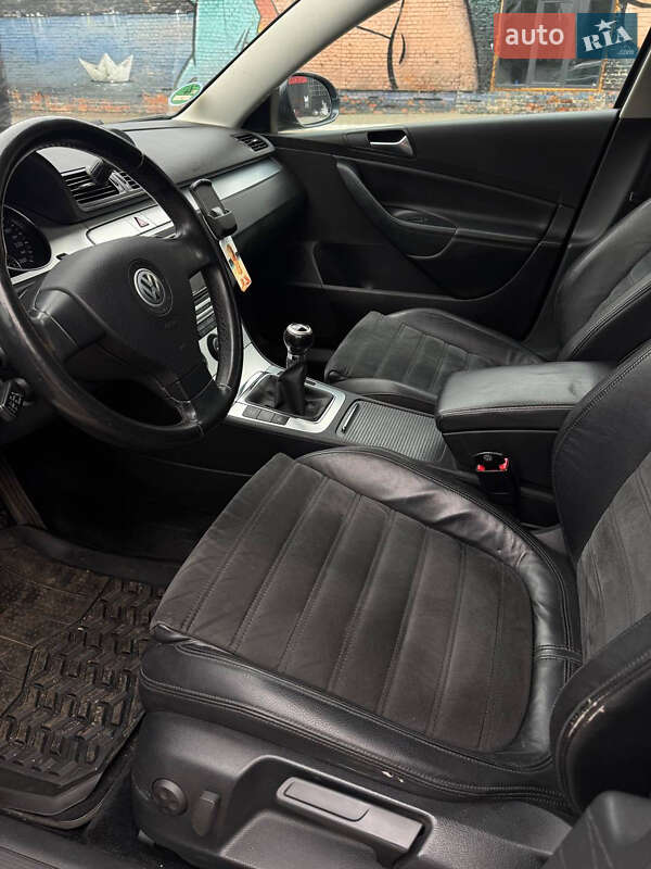 Универсал Volkswagen Passat 2008 в Луцке