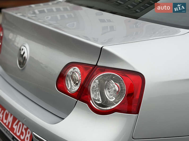 Седан Volkswagen Passat 2009 в Виннице